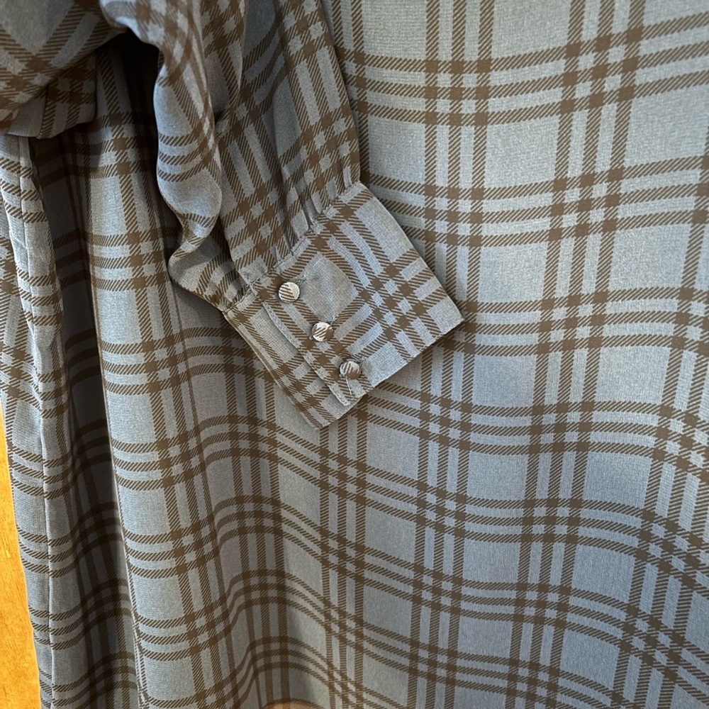 Ann Taylor Navy and Black Plaid Blouse - Picture 12 of 13